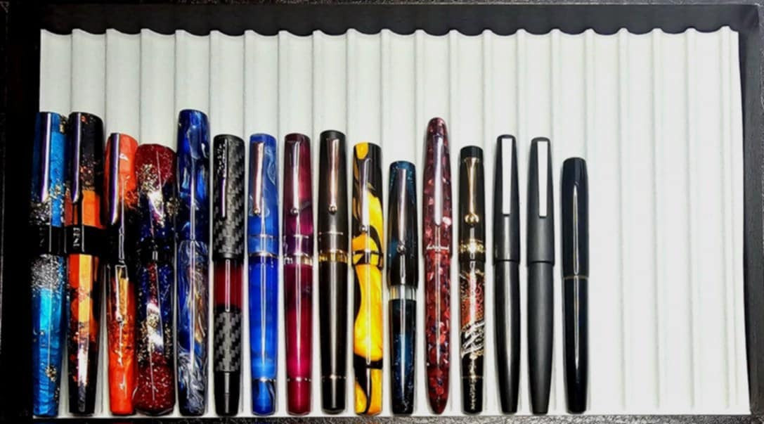 100-Pen Organizer / Storage Solution